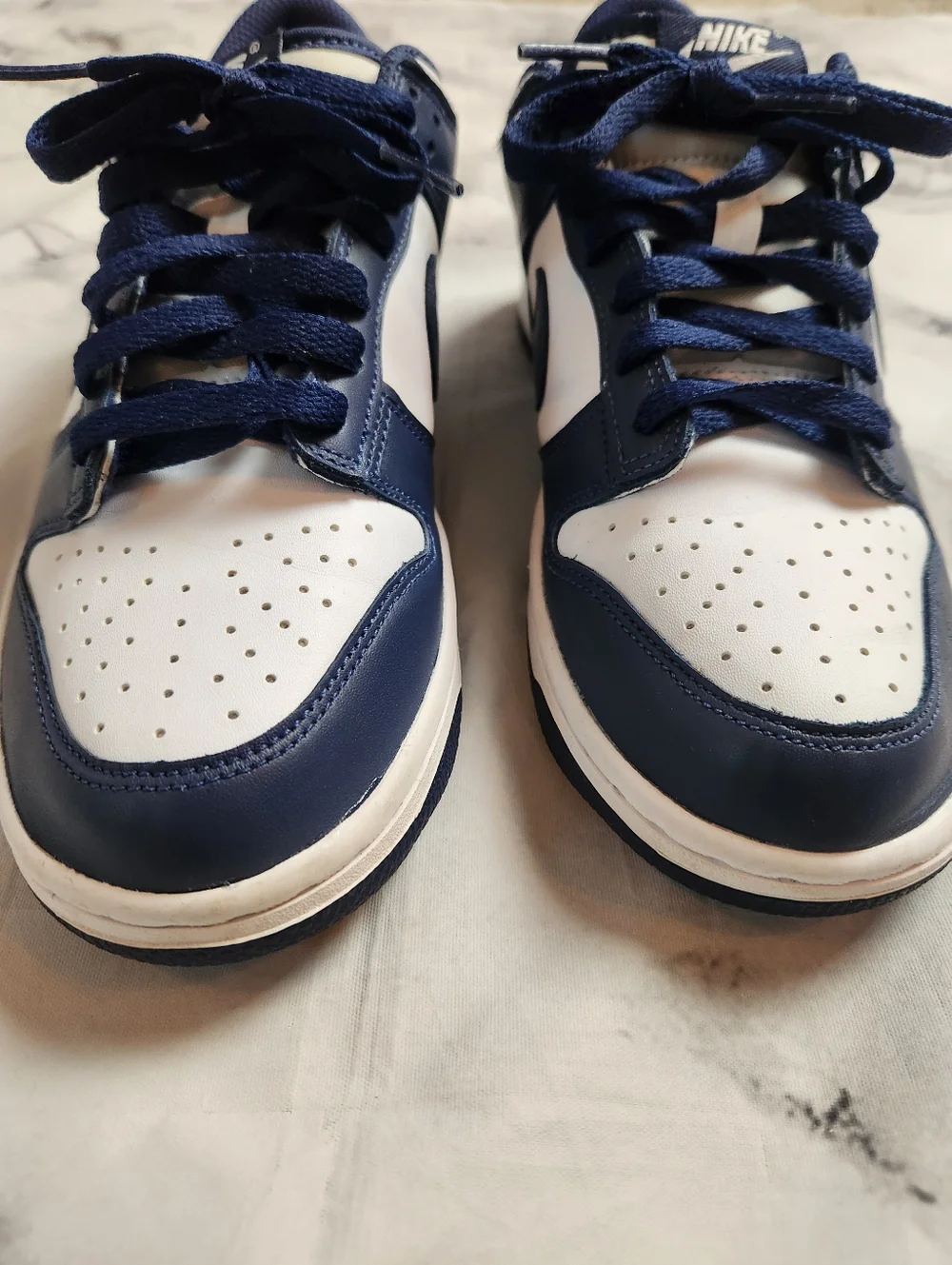 Nike classic low